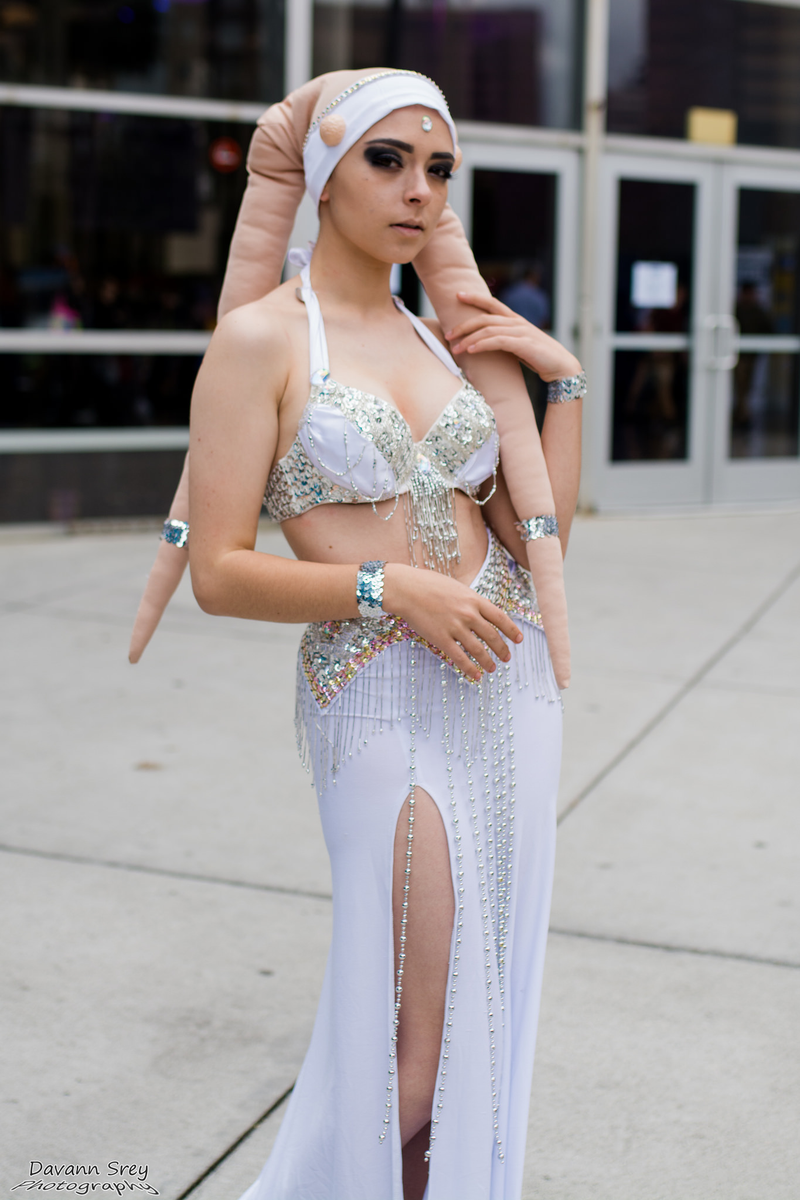 Illustration for article titled The Most Stunning And Clever Cosplay From Long Beach Comic Expo 2015!